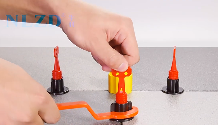 How to use T-type tile leveler