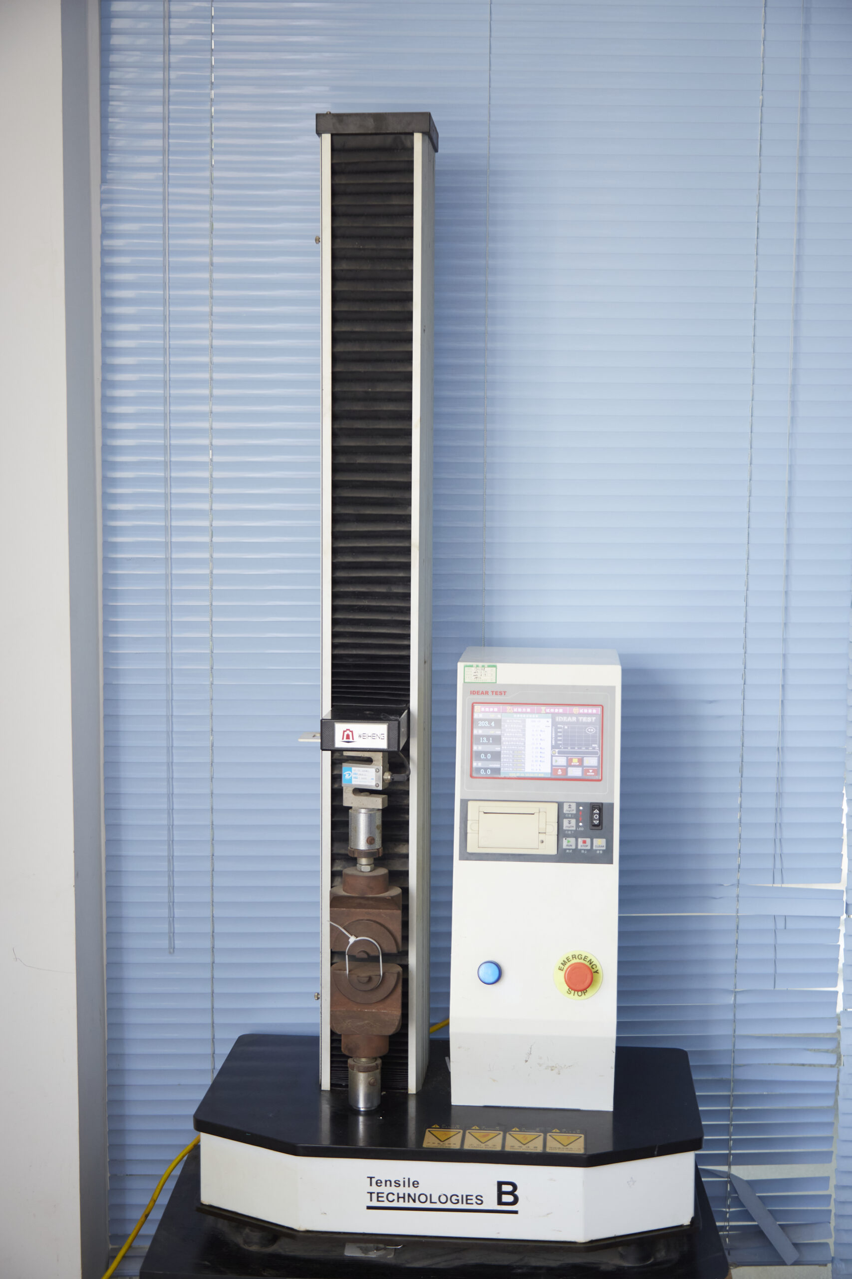 Tensile Strength Testing Machine